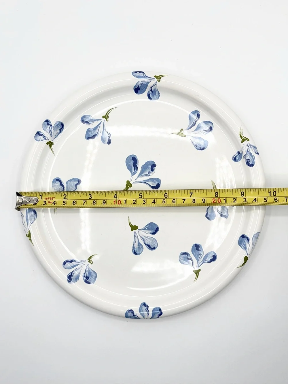 Crate & Barrel Sweet Pea Dinner Plate by Waechtersbach - Made in Germany